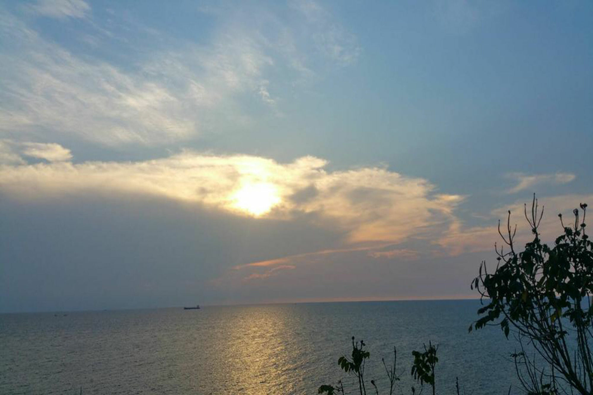 Ocean View Resort - Koh Sichang Екстериор снимка
