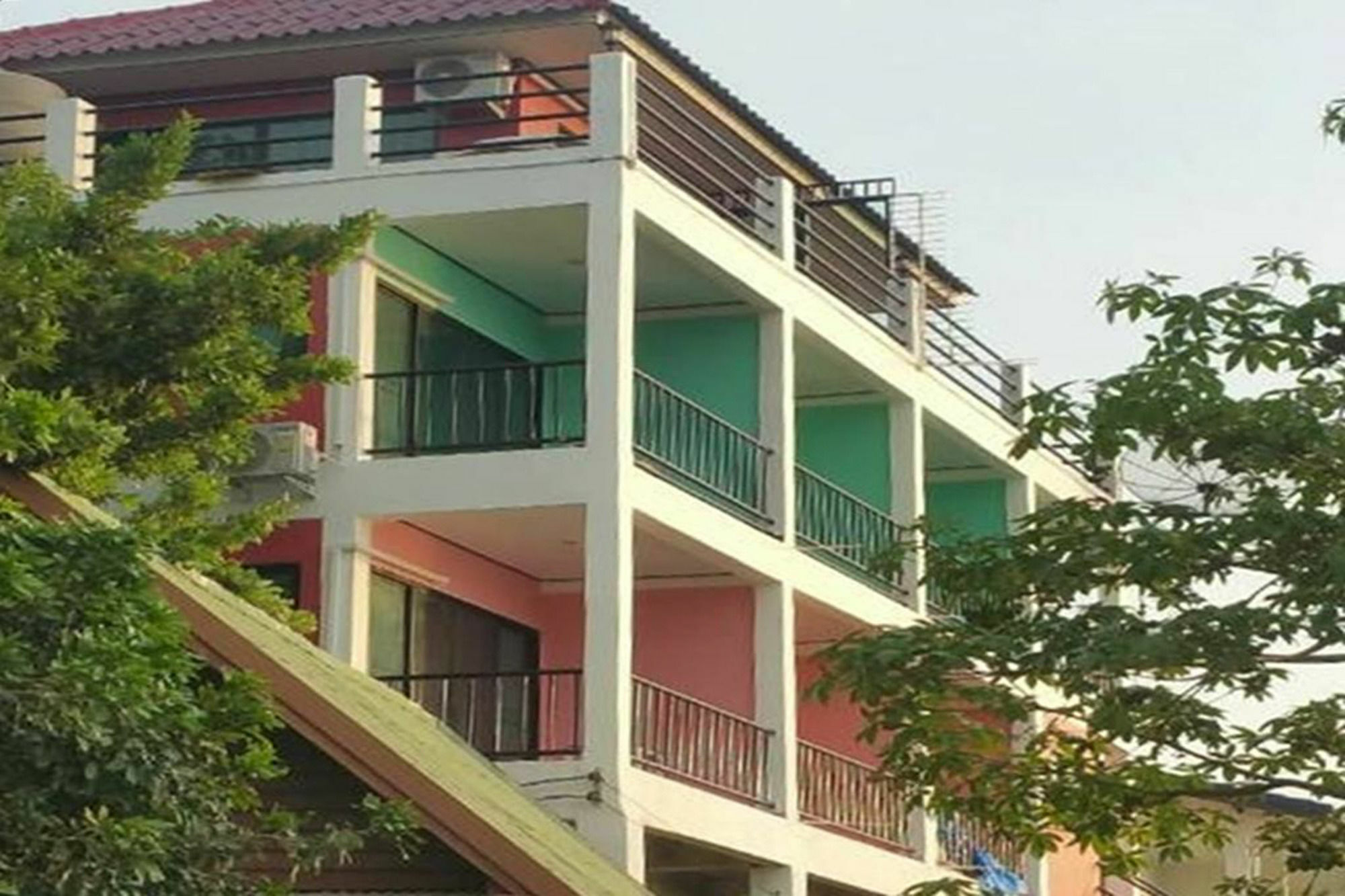 Ocean View Resort - Koh Sichang Екстериор снимка